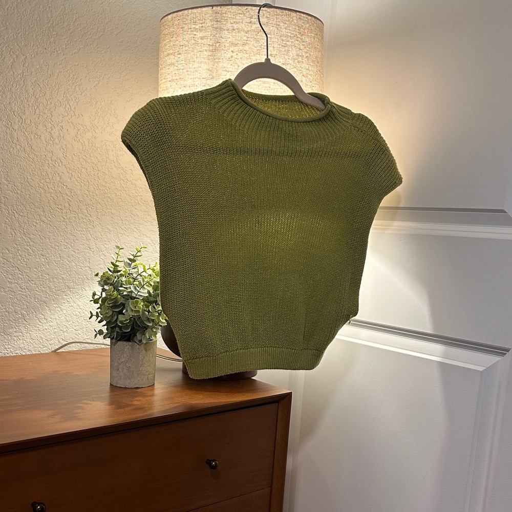 L'Academie Olive Knit Sleeveless Set